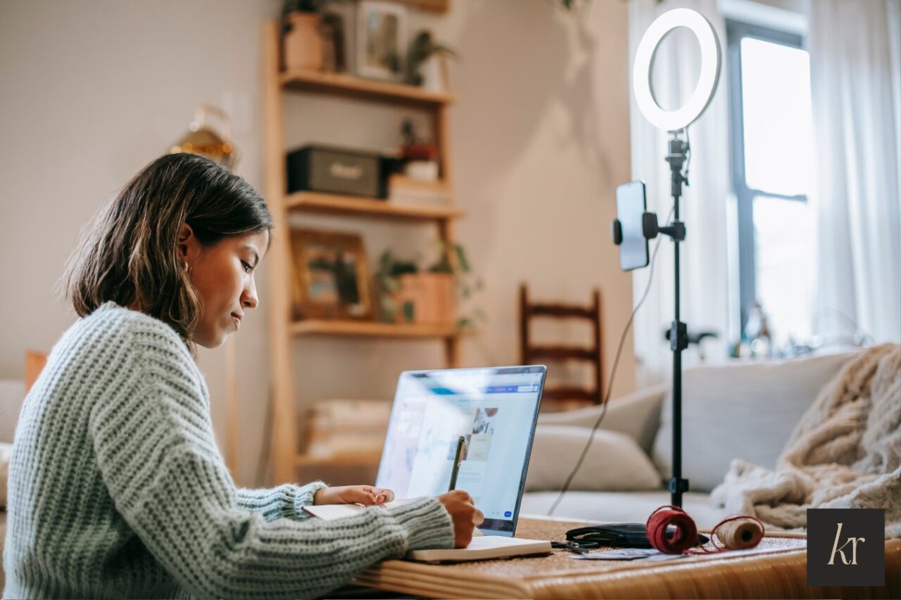 4 Transformational Ways to Use Valuable Content to Position Yourself as an Expert