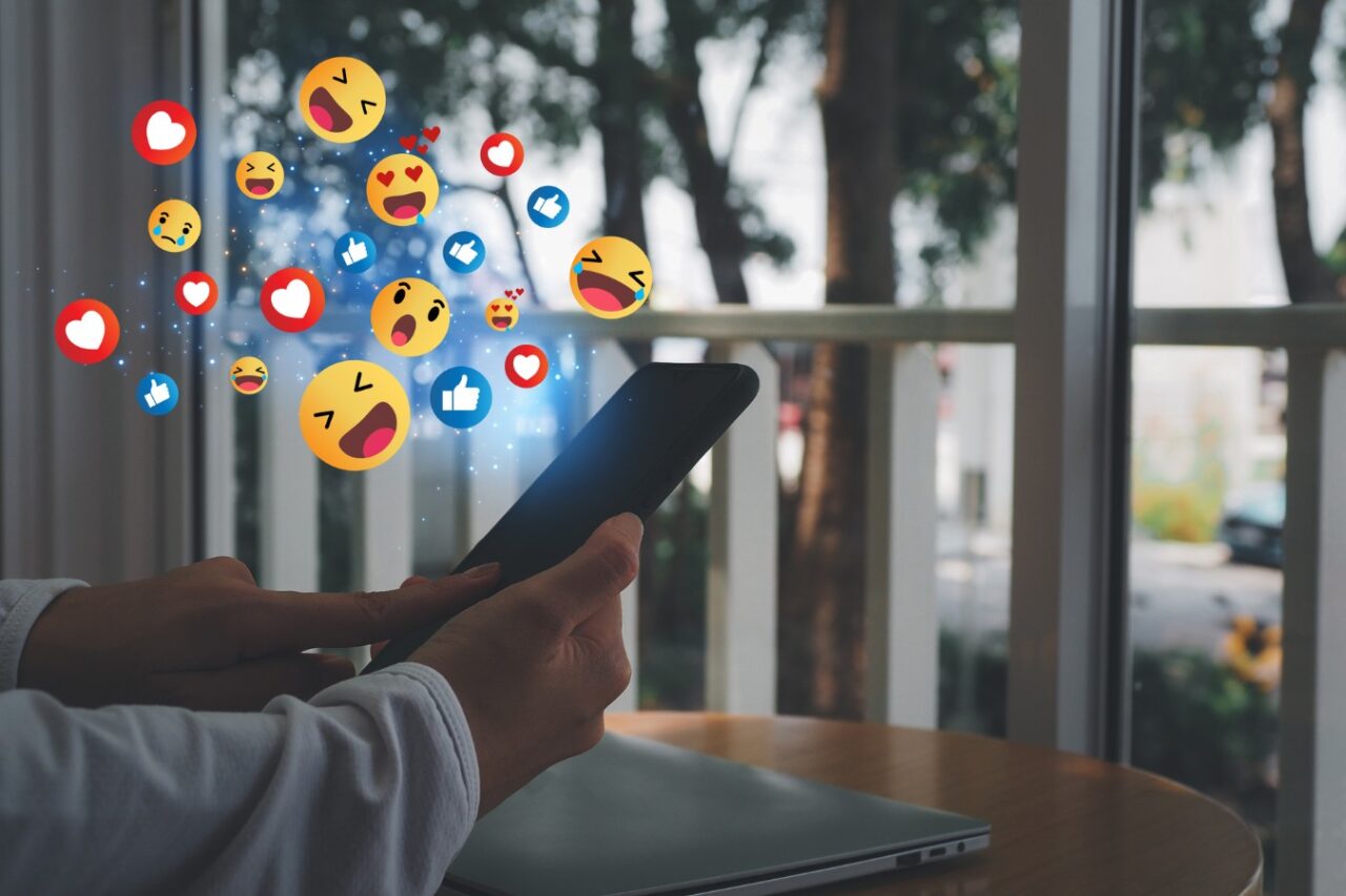 7 Tips for Coaches and Consultants to Use Social Media to Scale Your Business