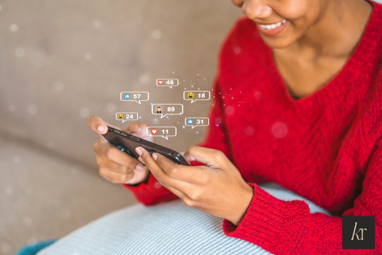 How to Network with Clients on LinkedIn: A Practical Guide for Coaches & Consultants